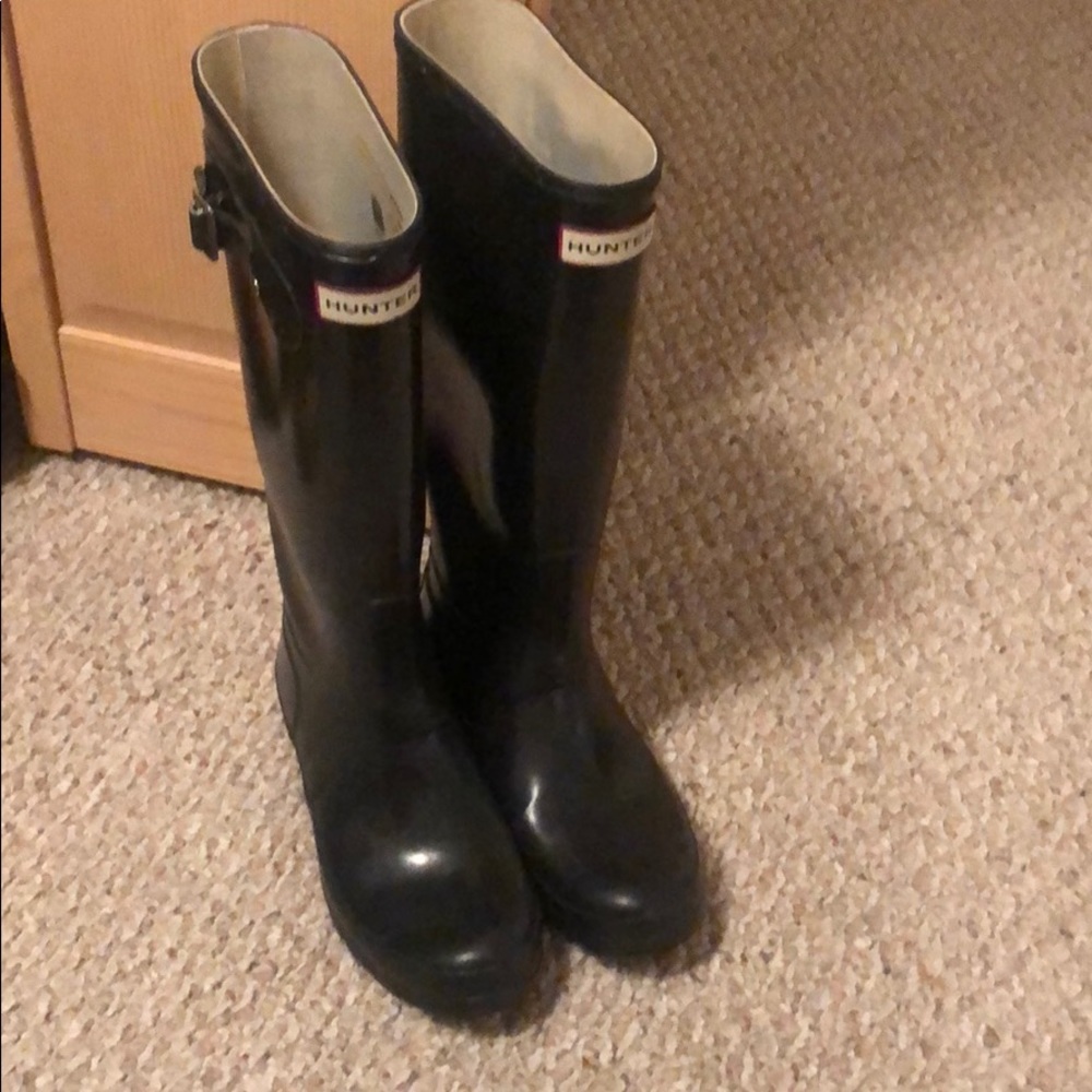 Loved hunter boots black size 7